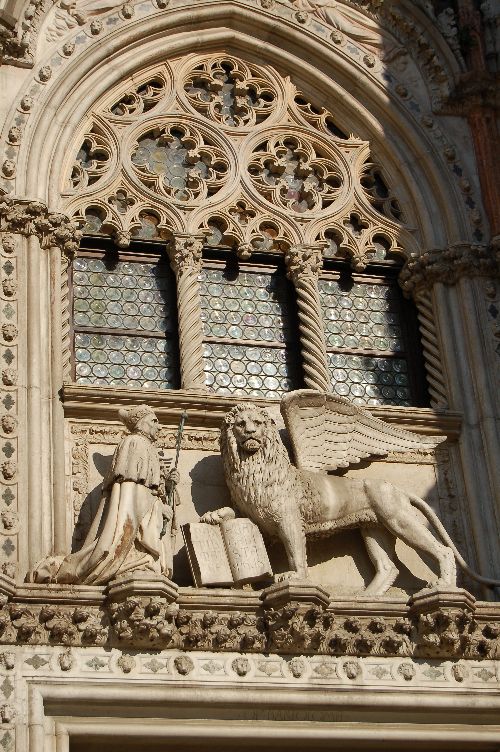 herr der diebe thief lord venedig venice venezia markusplatz piazza san marco dogenpalast palazzo ducale porta della carta herr der diebe thief lord venedig venice venezia markusplatz piazza san marco dogenpalast palazzo ducale porta della carta