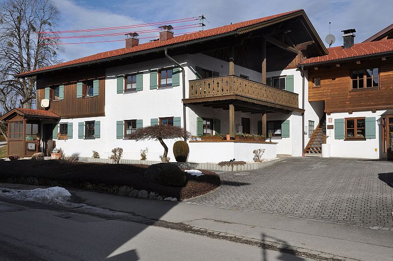 marie-fngt-feuer-bad_bayersoien-dorfstrasse-08-02314