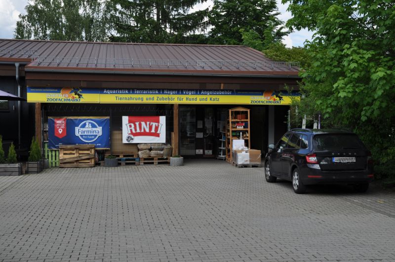 HS-geretsried-zoohandlung-037-3642-drehort-hubert-und-staller HS-geretsried-zoohandlung-037-3642-drehort-hubert-und-staller