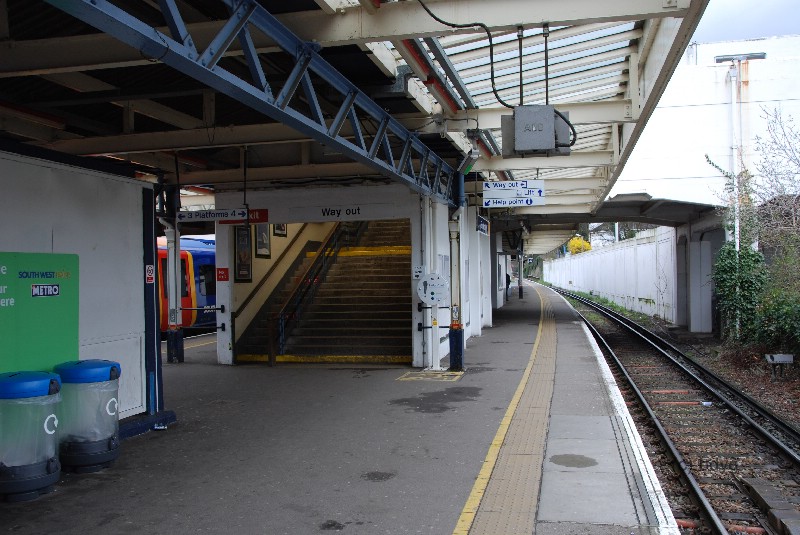 surbiton railway station harry potter filmlocation